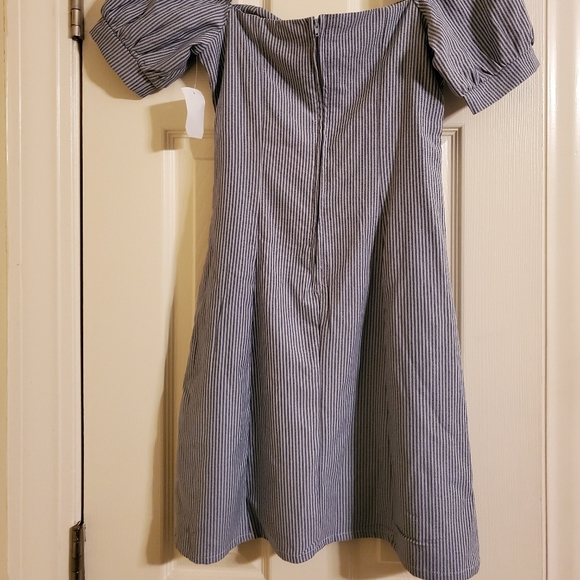 Skater dress - Picture 2 of 7